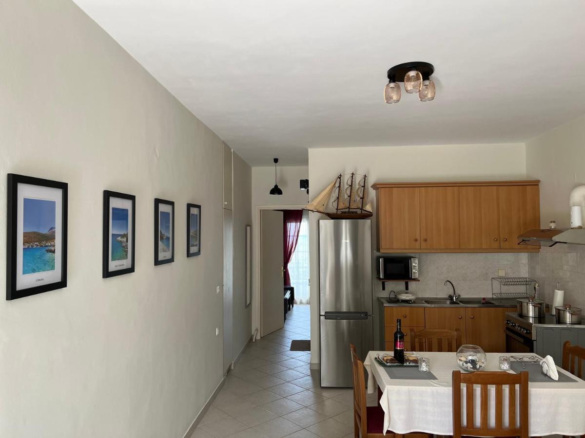 Casa Blanca II Lejlighed Pírgos Dhiroú Eksteriør billede